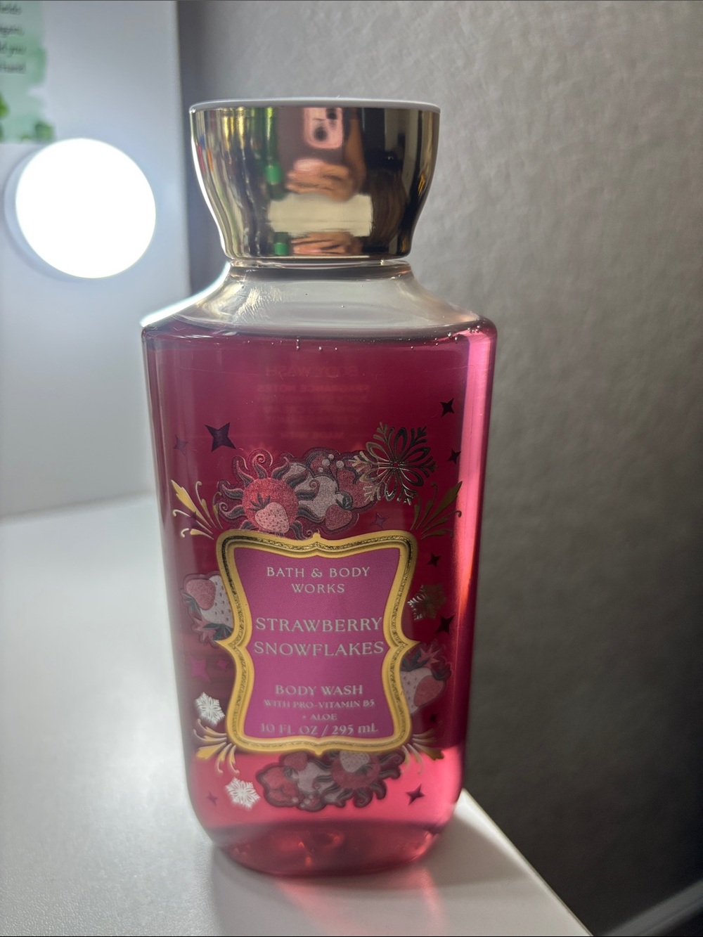 Bath & Body Works Strawberry Snowflakes Body Wash